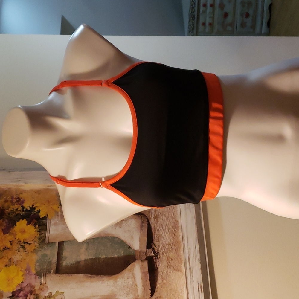 Yoshion Sports Bra